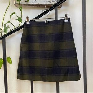 NWOT Uniqlo Wool Blend Mini Skirt Green and Black Plaid Size 0